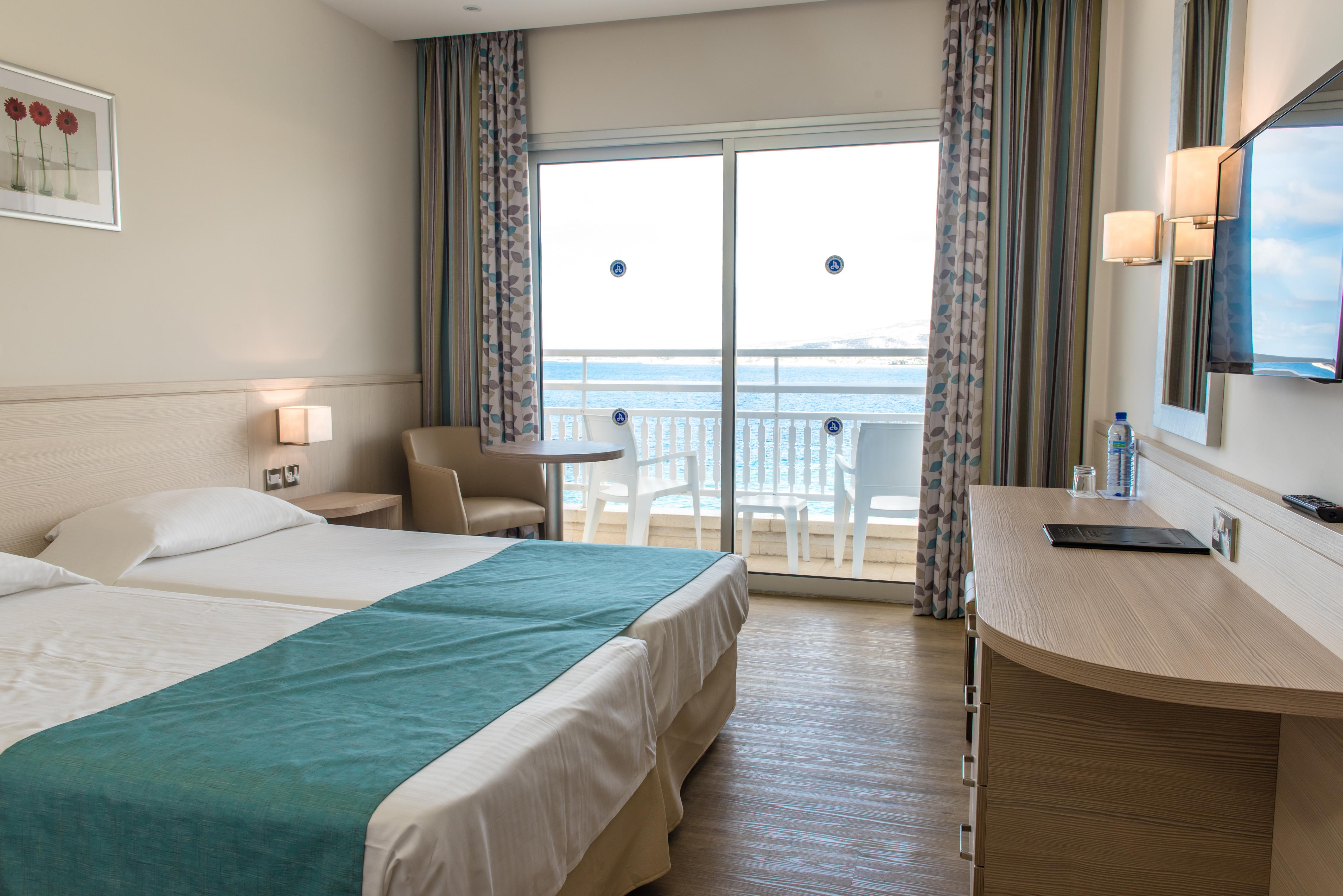 Cynthiana Beach Hotel Кисонерга Екстериор снимка