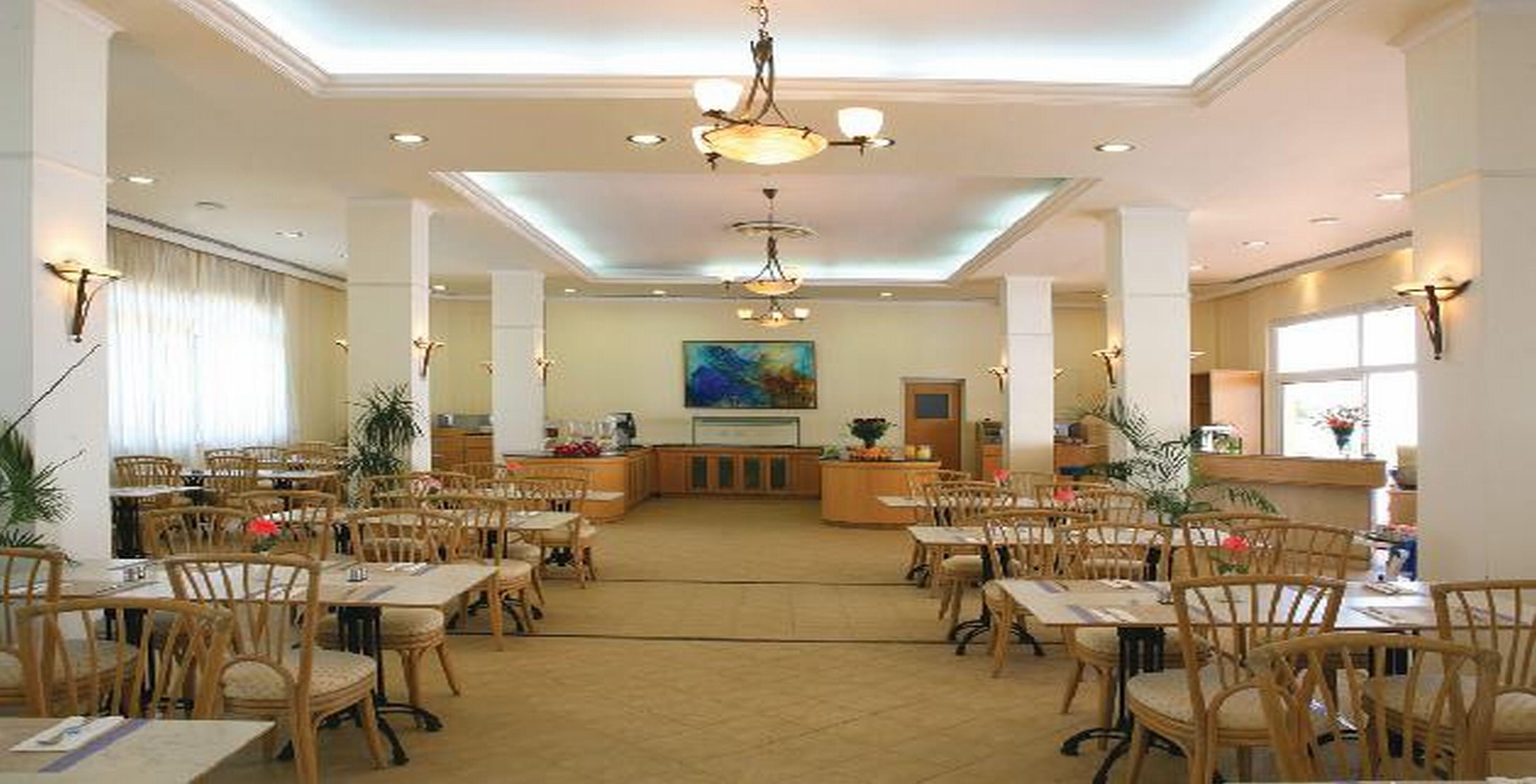 Cynthiana Beach Hotel Кисонерга Екстериор снимка
