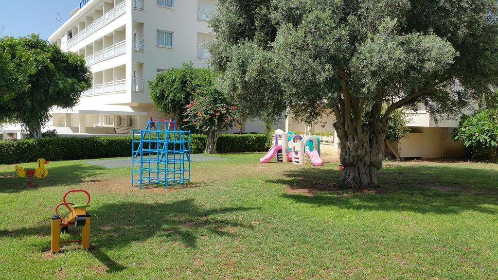 Cynthiana Beach Hotel Кисонерга Екстериор снимка
