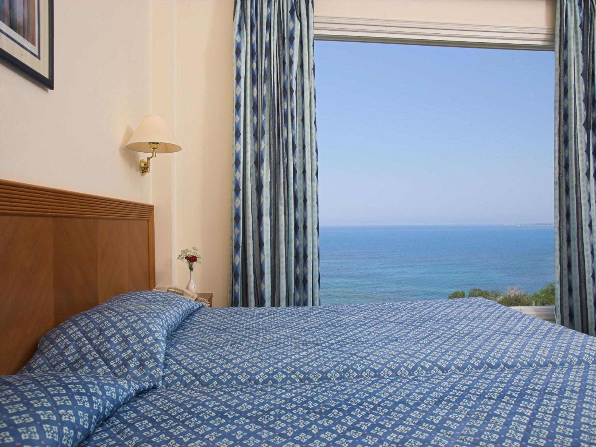 Cynthiana Beach Hotel Кисонерга Екстериор снимка
